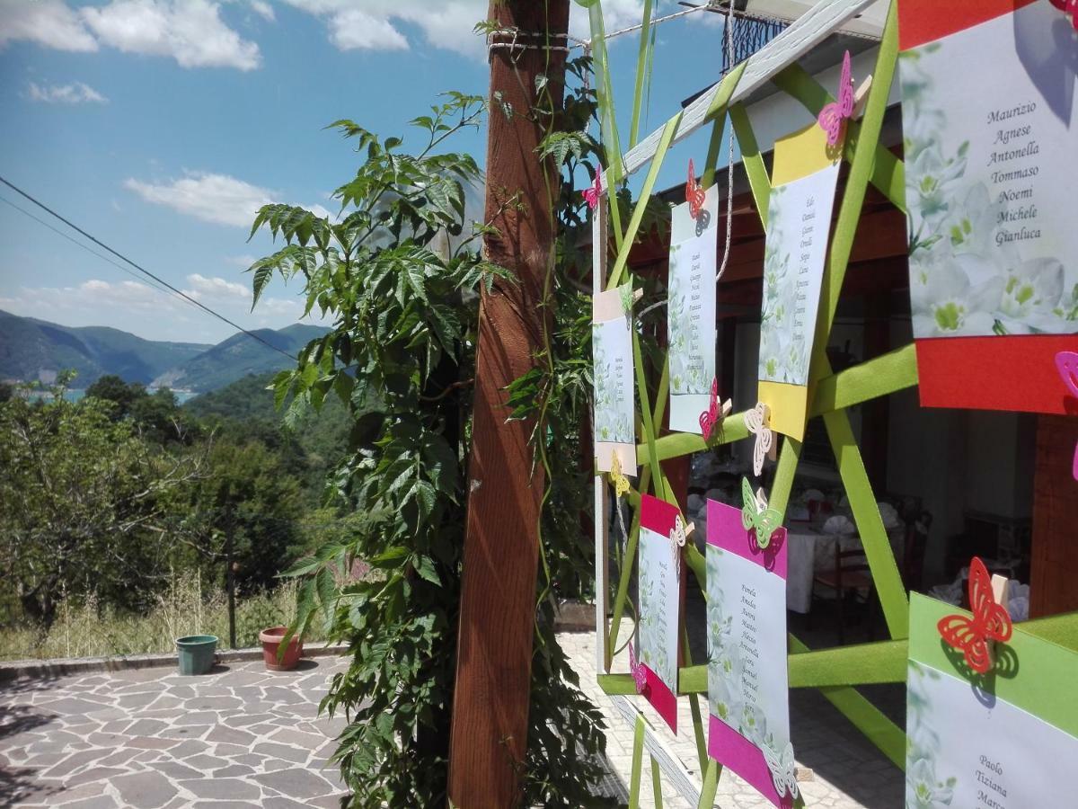 Agriturismo I Due Regni Petrella Salto Bagian luar foto